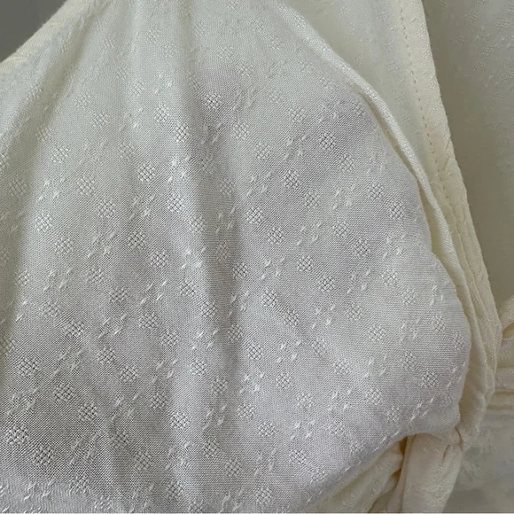 American Eagle Outfitters Cream Tie Front Sleeveless Tank Size Small - Picture 6 of 9